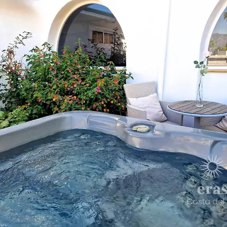 With Pool, Jacuzzi, Barbecue, Garden And Privacy V215 Mijas