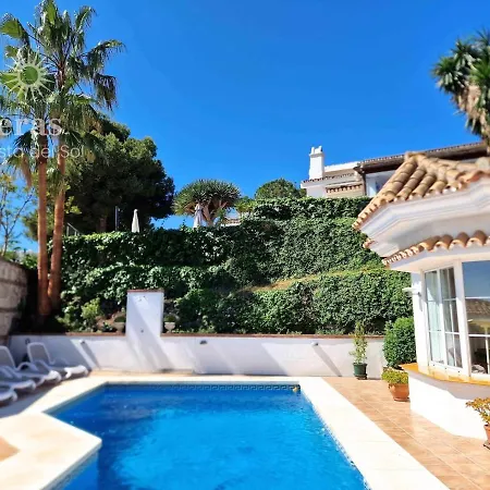 With Pool, Jacuzzi, Barbecue, Garden And Privacy V215 Villa Mijas