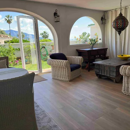 Villa With Pool, Jacuzzi, Barbecue, Garden And Privacy V215 Mijas